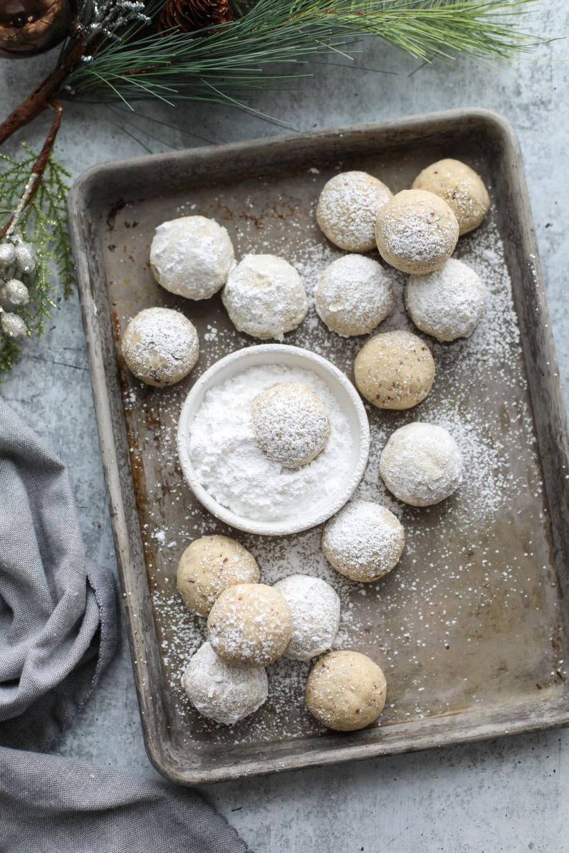 pecan-snowball-cookies-(gluten-free-russian-tea-cakes)