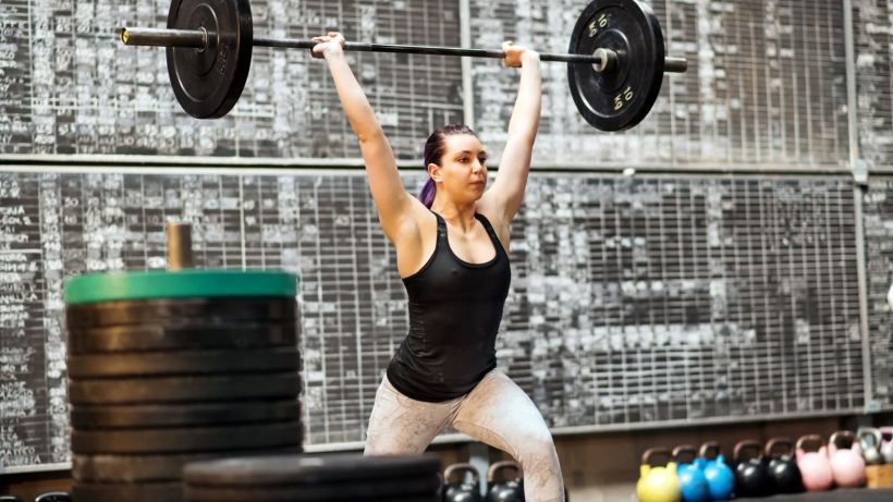 how-to-do-the-clean-&-jerk-for-total-body-strength-and-power