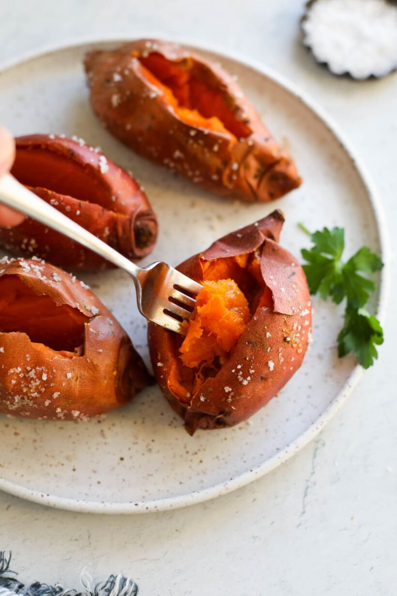 baked-sweet-potato-recipe-(perfect-every-time)